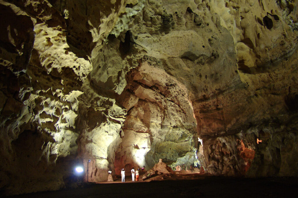 Grutas de Loltún en la ruta puuc Yucatán