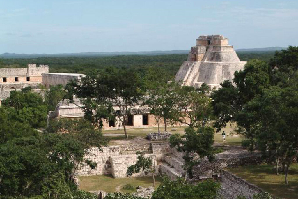 Zona arqueológica de Uxmal Yucatán