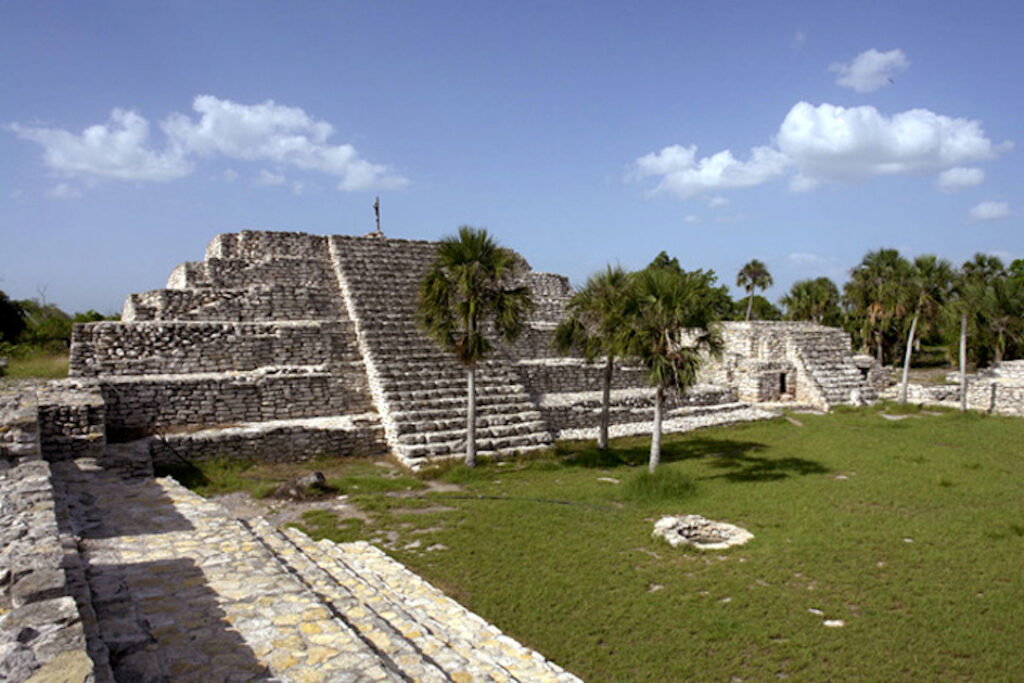 Zona arqueológica de Xcambó Yucatán
